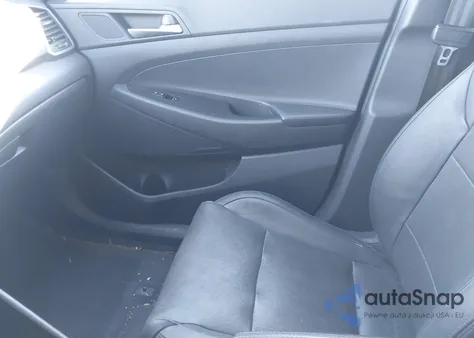 2016 Hyundai Tucson Limited z USA, uszkodzony, nr VIN KM8J3CA25GU147216